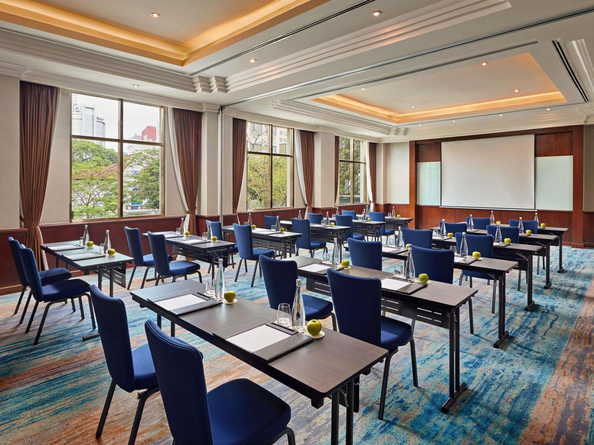 Hotel Mövenpick 5*