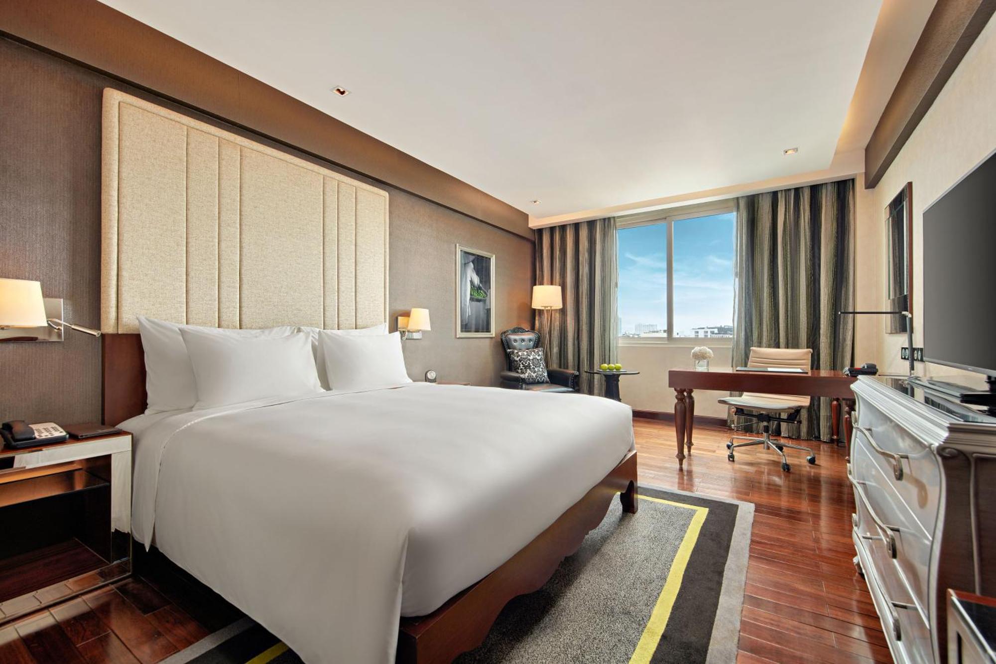 Mövenpick 5*